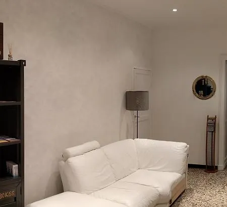 Bed & Breakfast Al Fronte Del Porto Genoa