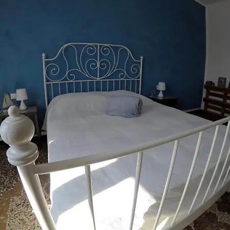 Bed & Breakfast Al Fronte Del Porto Genoa